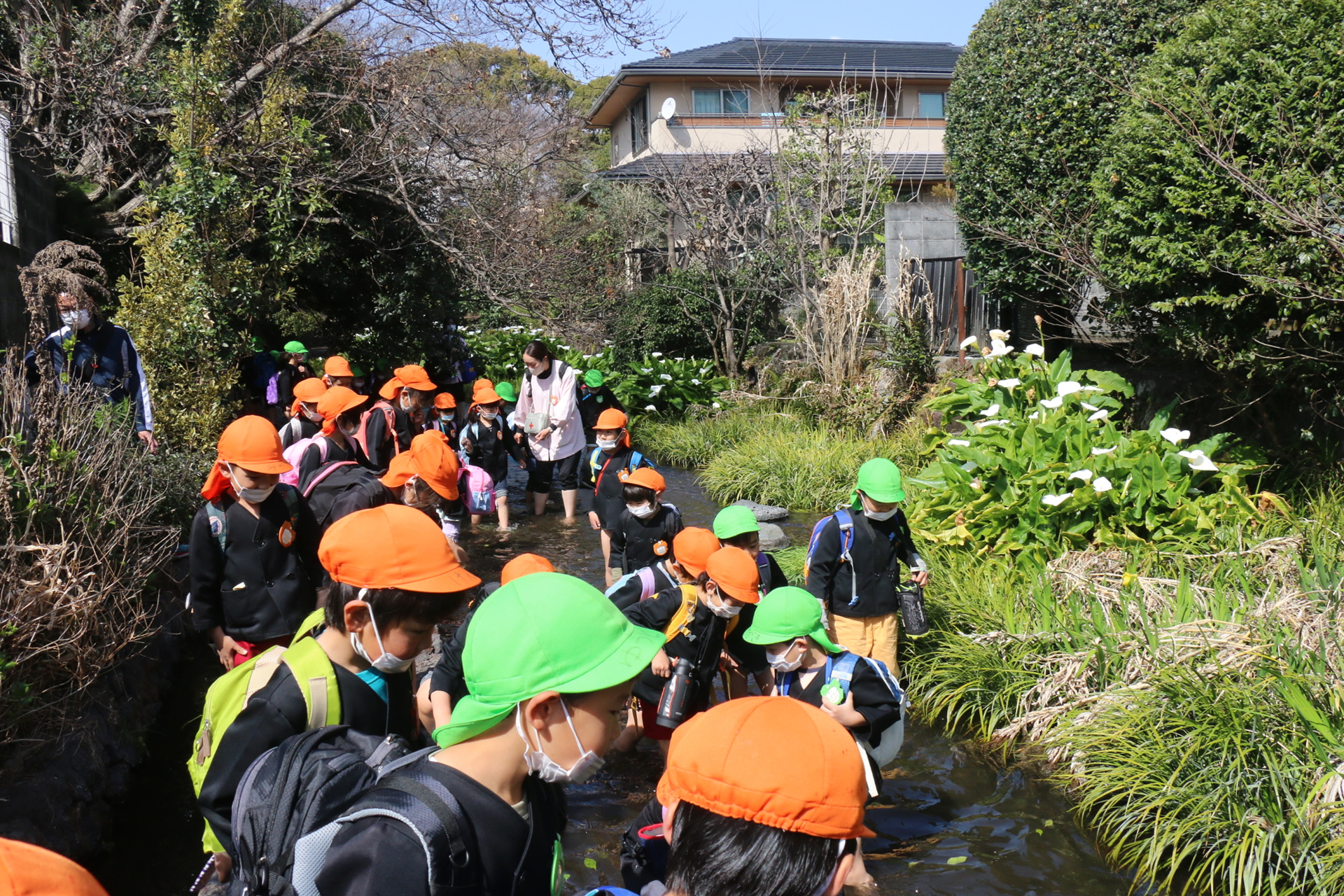 年長お別れ遠足水遊び